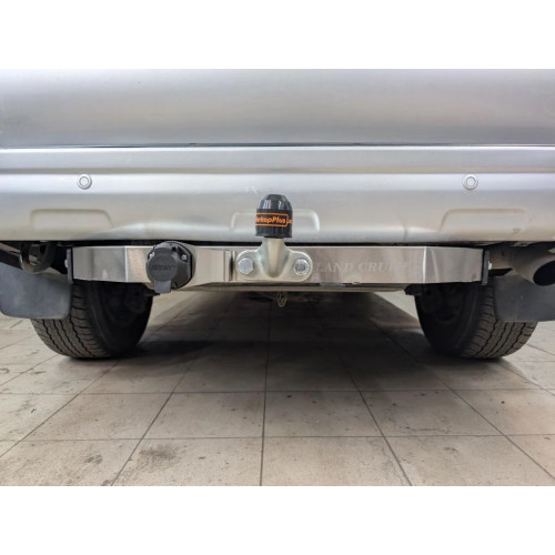 Фаркоп ТСС на Toyota Land Cruiser 150 2009- Арт. TCU00061 (с надписью Land Cruiser)