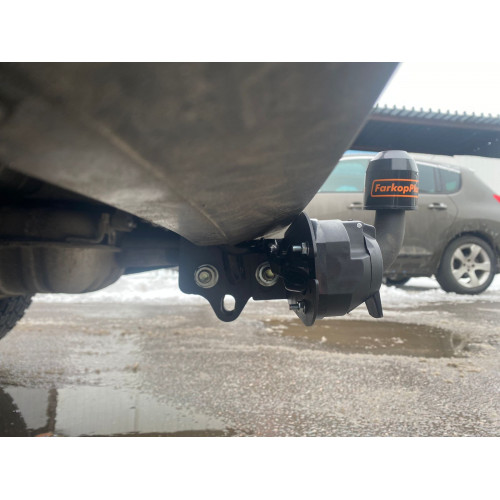 Фаркоп ТСС на Hyundai Santa Fe 2015-2018 Арт. TCU00077