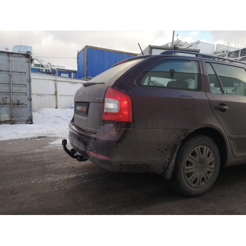 Фаркоп Трейлер на SKODA Octavia 2004–2009  Арт. 9711 (A5) (универсал, скаут)