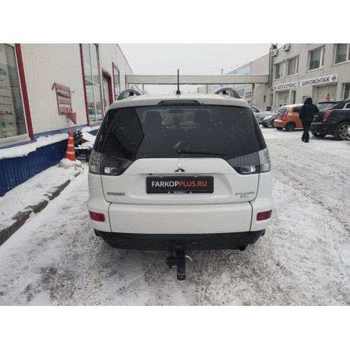 Фаркоп BERG на Mitsubishi Outlander 2007-2012 Арт. F.4012.001 (под квадрат, быстросъемный)