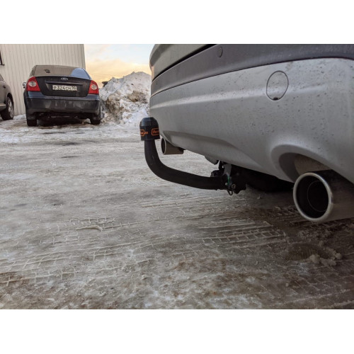 Фаркоп ARAGON на FORD Kuga 2008–2012  Арт. E2020AV 