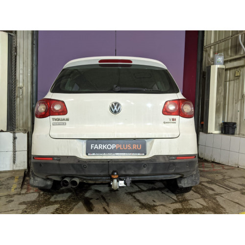 Фаркоп MOTODOR на Volkswagen Tiguan 2007-2016 Арт.92711 (Оцинкованный шар)