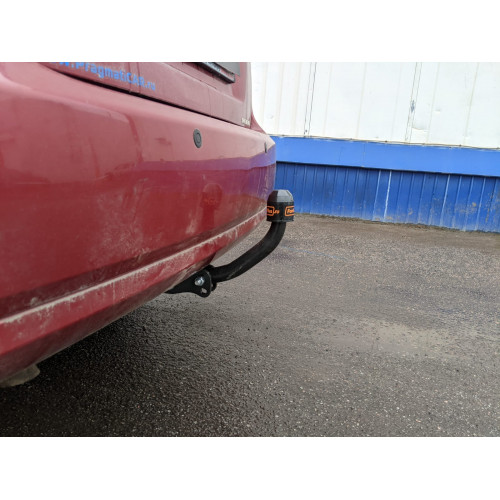 Фаркоп Трейлер на CHEVROLET Lacetti 2004–2013  Арт. 9422 (седан) (KLAN)