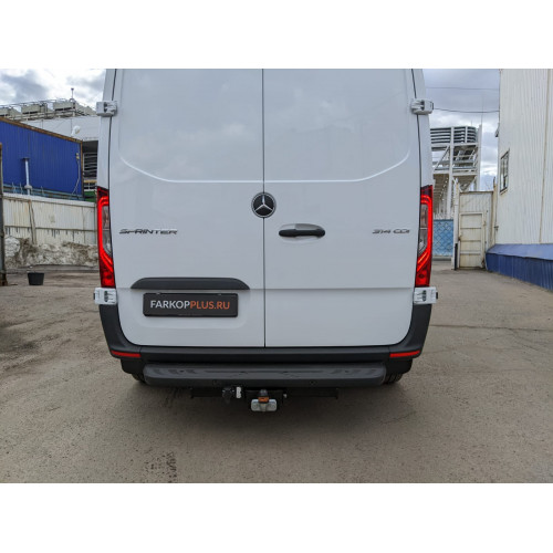 Фаркоп ARAGON на MERCEDES Sprinter 907 2018–  Арт. E4107NC (с задней подножкой)