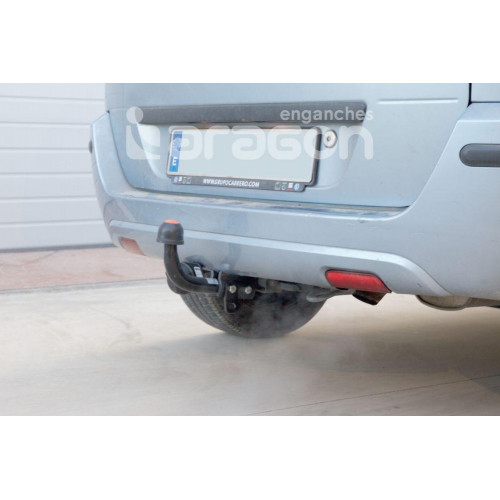 Фаркоп ARAGON на FORD Fusion 2002–2012  Арт. E2016AA 